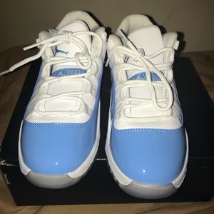 Kids Jordan 11 Retro Low University Blue